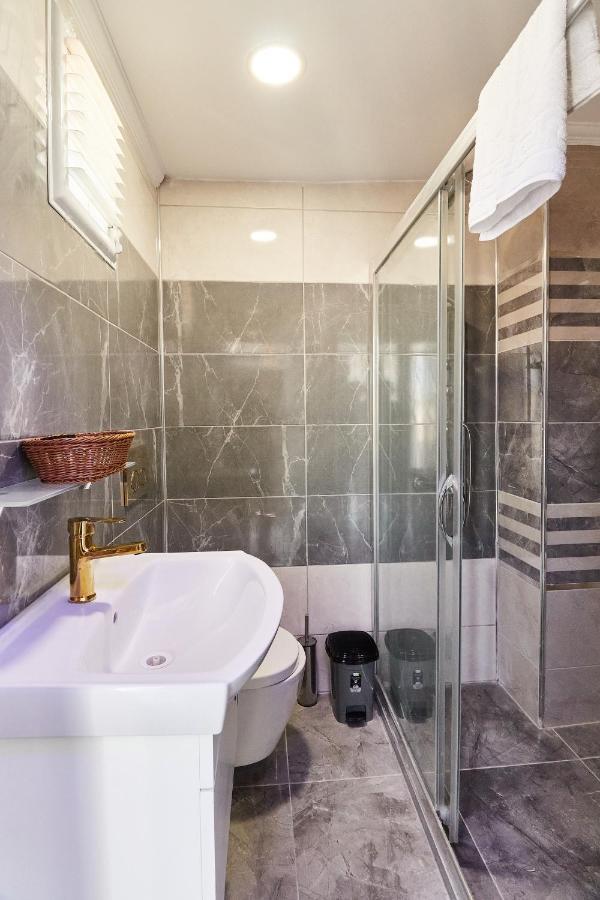 Hotel Armar 2*